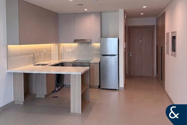 Studio | Great Amenities | Brand New