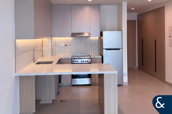 Studio | Great Amenities | Brand New