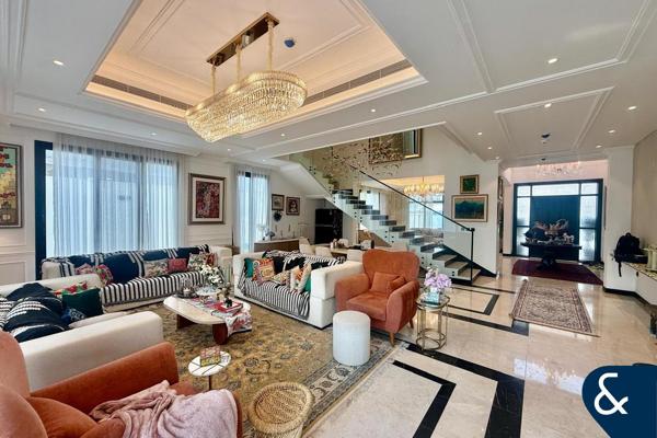 Custom Built | Vastu | Private Pool | 5 Bed