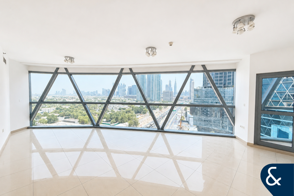 Available NOW | Unfurnished | Well Maintained