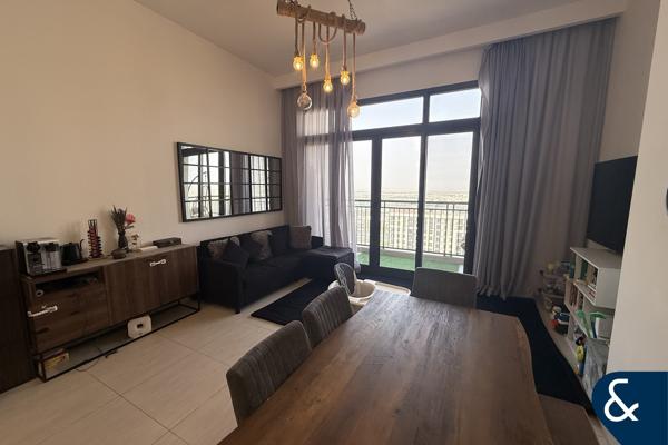 Park View | Unfurnished | Available 1st Sept