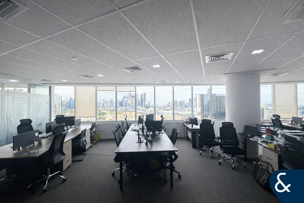 Furnished | High Floor | 22 Parking