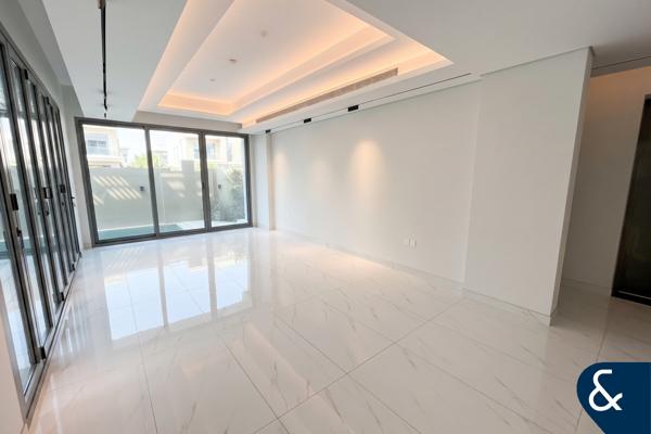 5 Bedrooms | over 5,000 sq ft Built up area