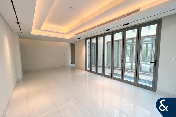 5 Bedrooms | over 5,000 sq ft Built up area