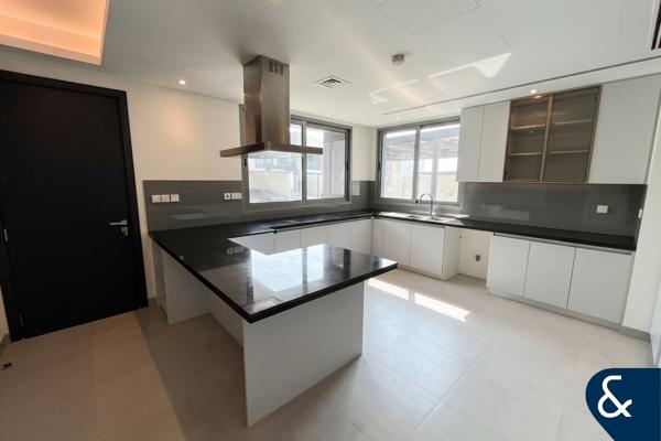 5 Bedrooms | over 5,000 sq ft Built up area