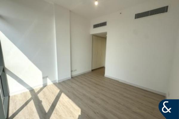 3 Bedrooms | Maid | Vacant | Great location