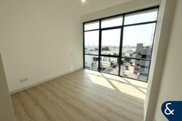 3 Bedrooms | Maid | Vacant | Great location