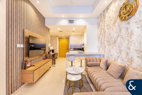2 Bedrooms | Furnished Apartment | Upgraded