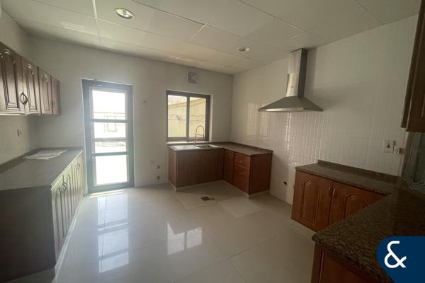 Prime Location | Open Plan Living | Vacant