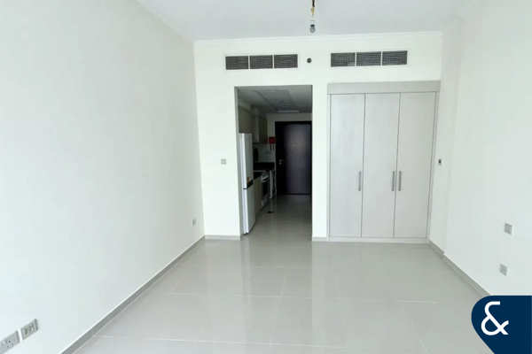 Studio | Prime Investment | Golf Course View