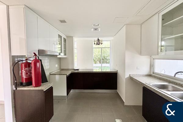 3 Bed | Maids | Best Layout | Ready 19th sept