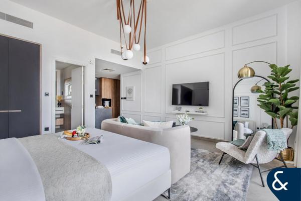 Upgraded | Furnished | Vacant Now | Studio
