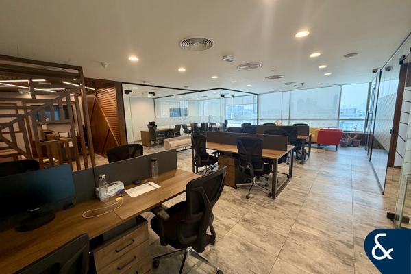 1,714 Sq. Ft. | 5 Glass Cabins | High-End