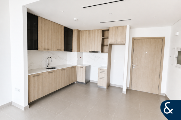 Pool View | Luxury Apartment | Rented