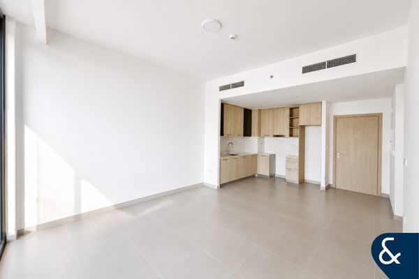 Pool View | Luxury Apartment | Rented