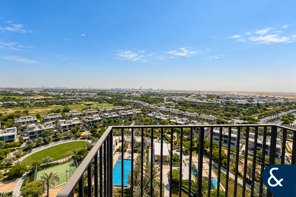Best Golf View  |  High Floor |  VOT |