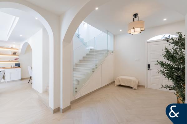 One Of A Kind | 3 Beds | Park and Lake View