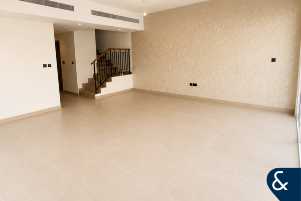 5 beds + Maid | Close to Hub | Brand New