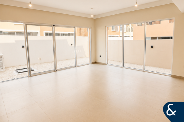5 beds + Maid | Close to Hub | Brand New
