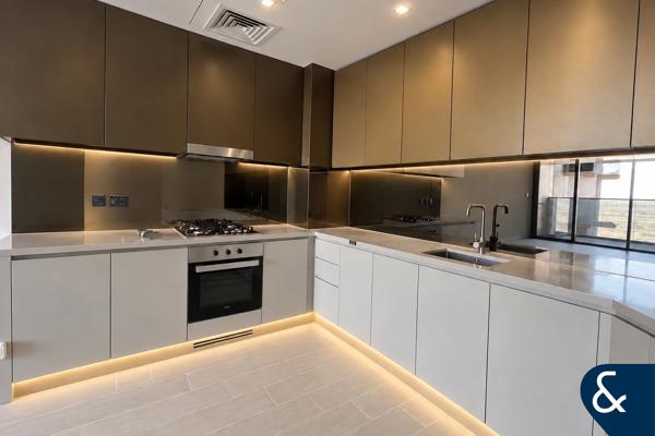Premium | One Bedroom | Brand New | MBR View
