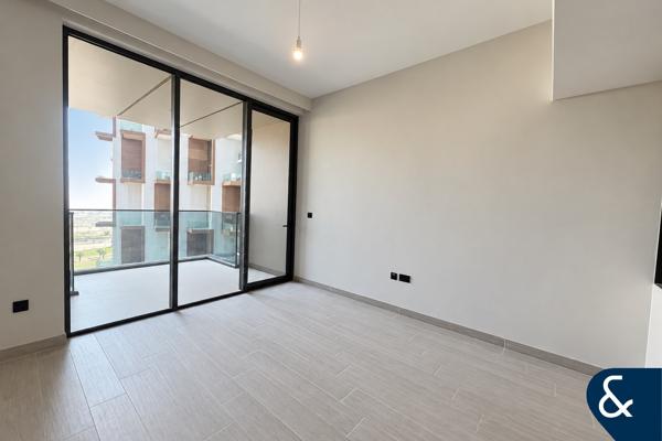 Premium | One Bedroom | Brand New | MBR View