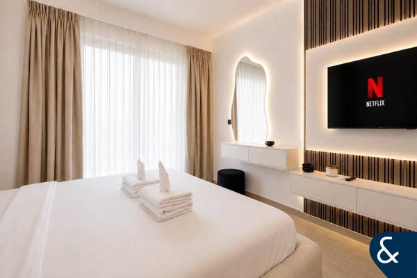 Upgraded Studio | Modern Finish | Spacious