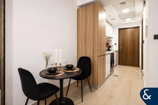 Upgraded Studio | Modern Finish | Spacious