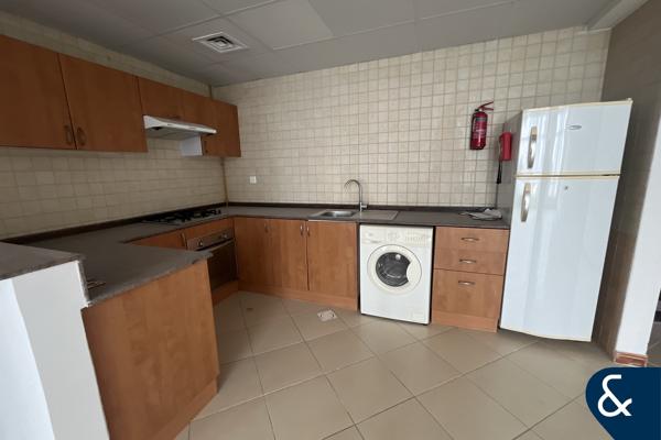 Vacant | Near Metro | 1 Bedroom