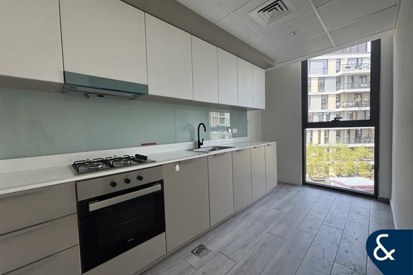 Modern | Naturally Bright | 1 Bedroom