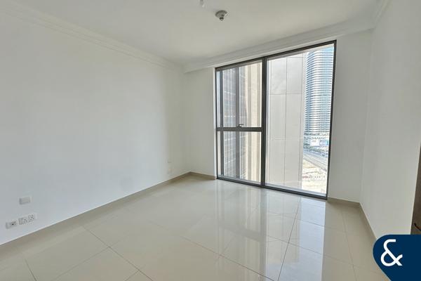 Large Layout | Mall Access | Prime Location