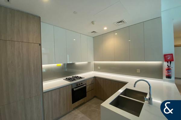 2 Bedroom | Vacant | Brand New | Local cafes
