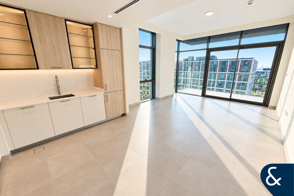 2 Bed | Building Specialist | Best Layout