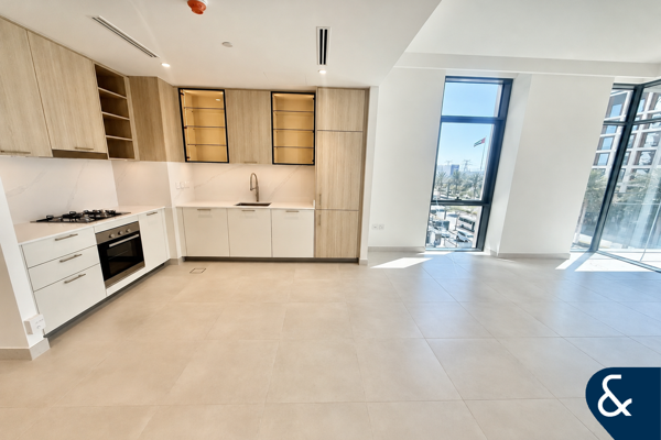 2 Bed | Building Specialist | Best Layout