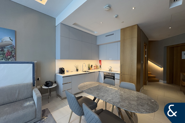 Premium Apartment | High Floor | Luxurious