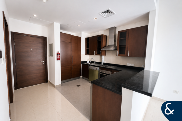 Unfurnished | Vacant | Studio Apt. | 1 Bath