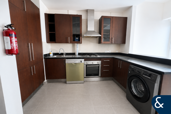 Unfurnished | Vacant | Studio Apt. | 1 Bath