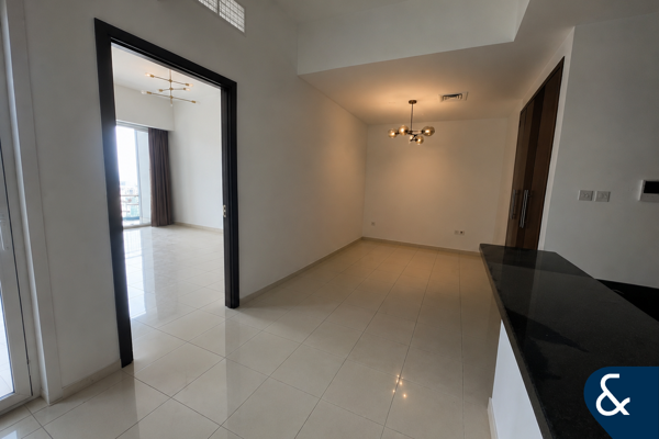 Unfurnished | Vacant | Studio Apt. | 1 Bath