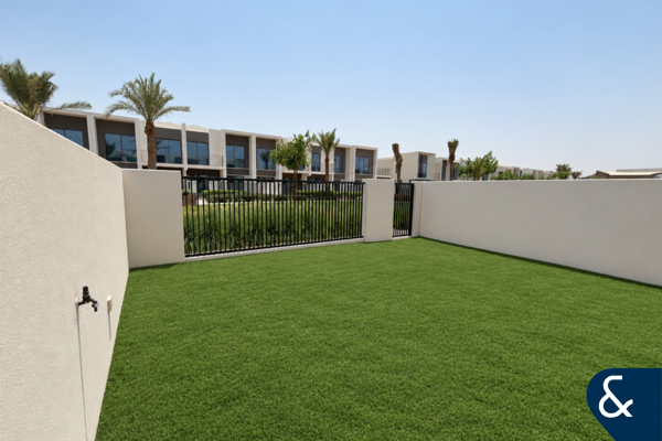 Park Backing | Landscaped | 3 Bed + Maids
