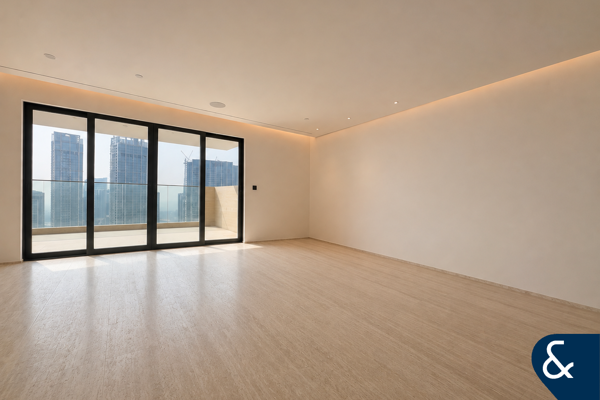 Luxury | Waterfront | Spacious
