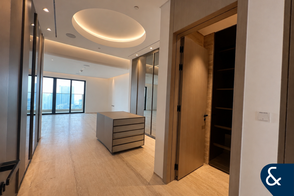 Luxury | Waterfront | Spacious