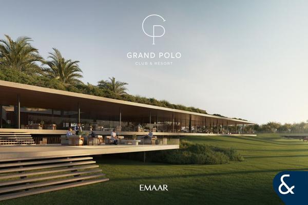 good location | End Unit | large Plot