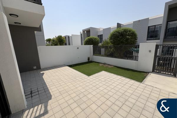 Available Now | Great Location | 3 Bed+maids