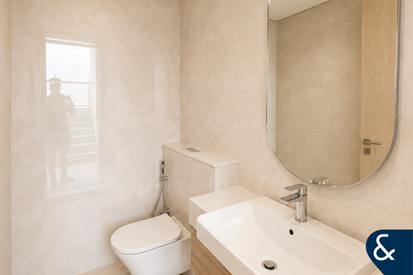 6 Bed | Vacant | Brand New | Spacious