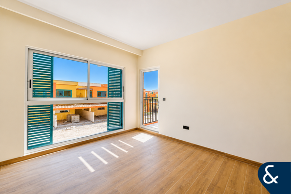 Single Row | Private Plot | Family Community