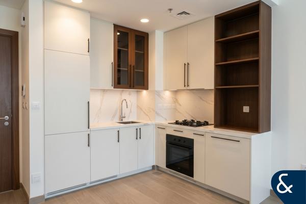 Boulevard View | Spacious | Brand New
