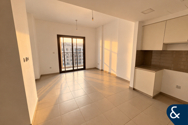 Boulevard View | Spacious 2 Bed | Unfurnished