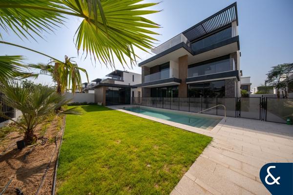 Rare PHPP | Park Backing | 5 Bed Retreat