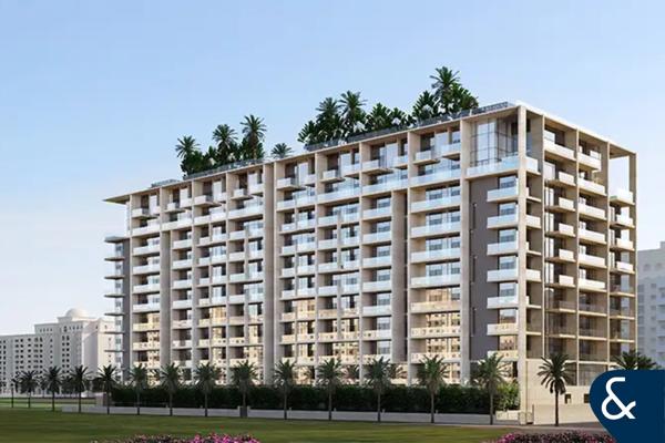 2 BED BEACHFRONT | LUXURY INVESTMENT