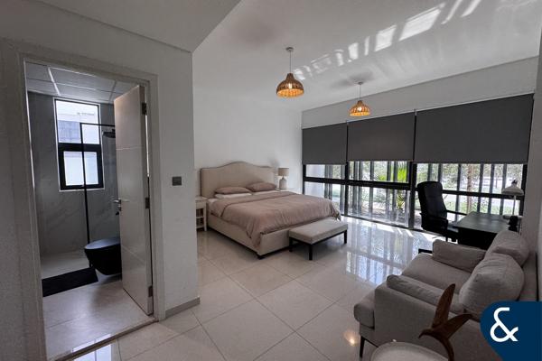 6 bed | Upgraded | Unfurnished | V3