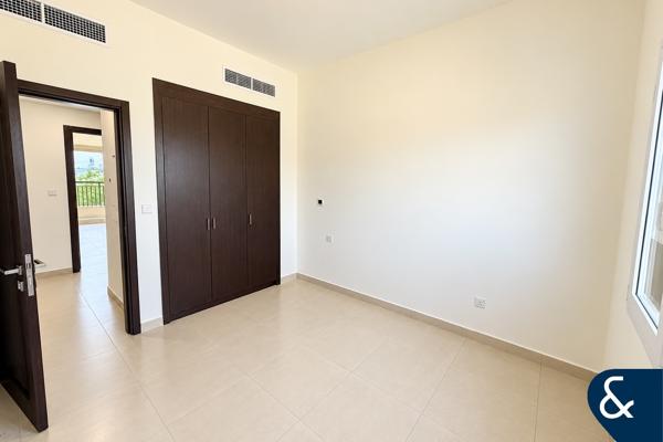 Available Now | Open-plan | Type B